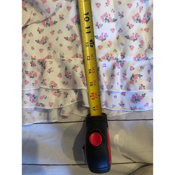 New XL Floral Mini Skirt from Tiger Mist Floral - Picture 5 of 6